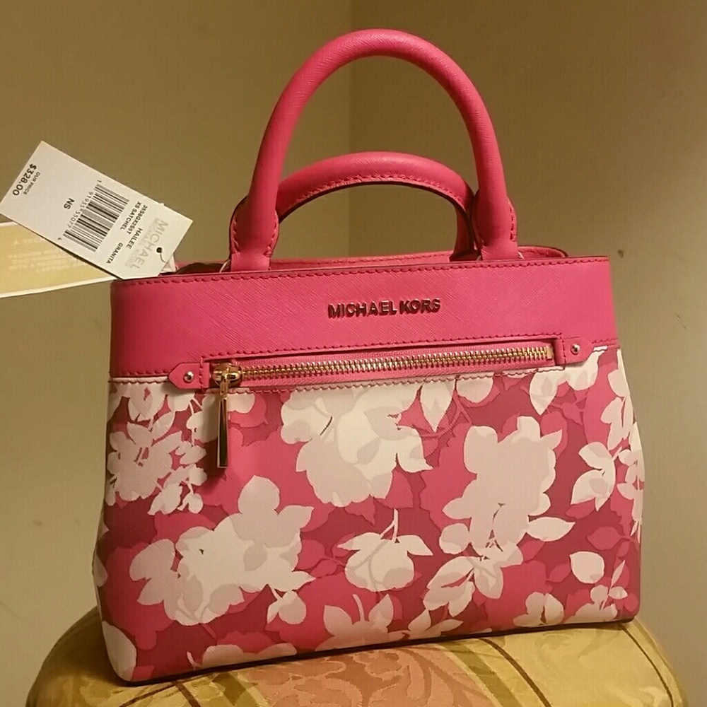 Michael Kors bag - Picture 1 of 3